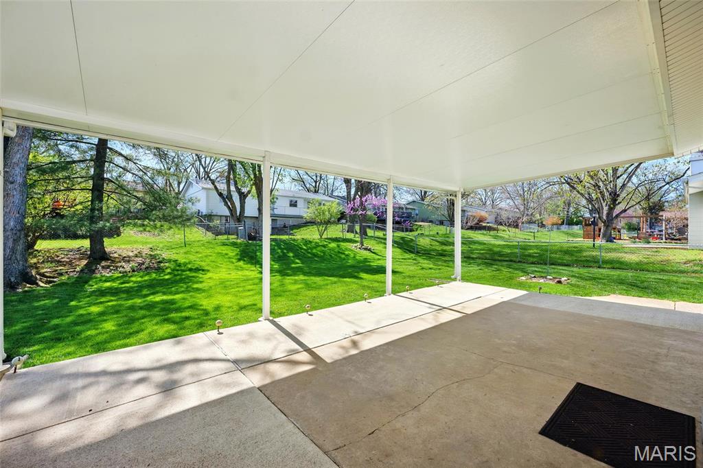 560 Goldwood Drive Ballwin, MO 63021 - Photo 23 of 26