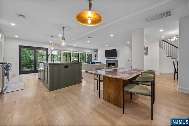 107 Highland Avenue Ridgewood, NJ 07450 - Photo 2 of 24