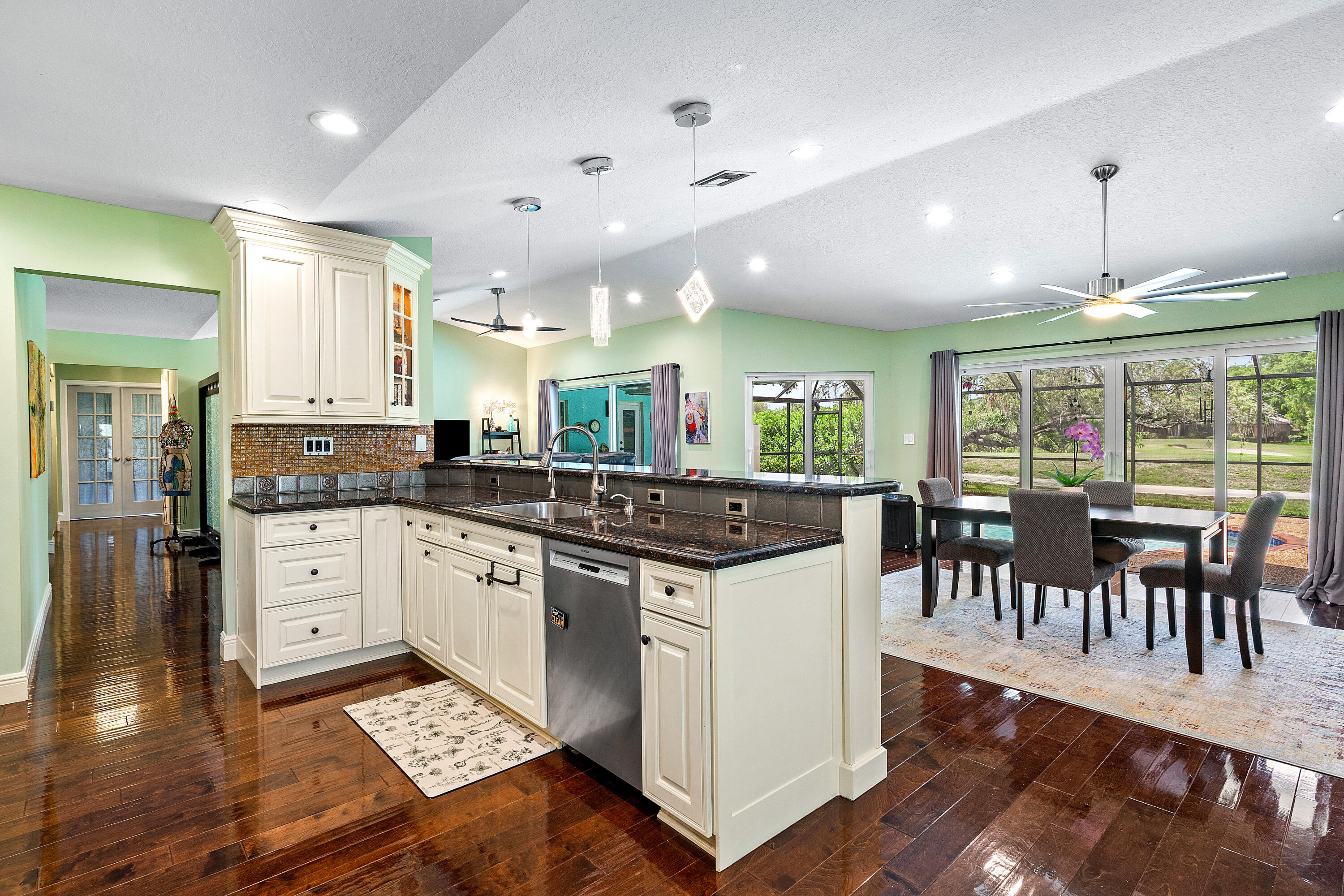 10094 Crosswind Road Boca Raton, FL 33498 - Photo 18 of 31 Kitchen