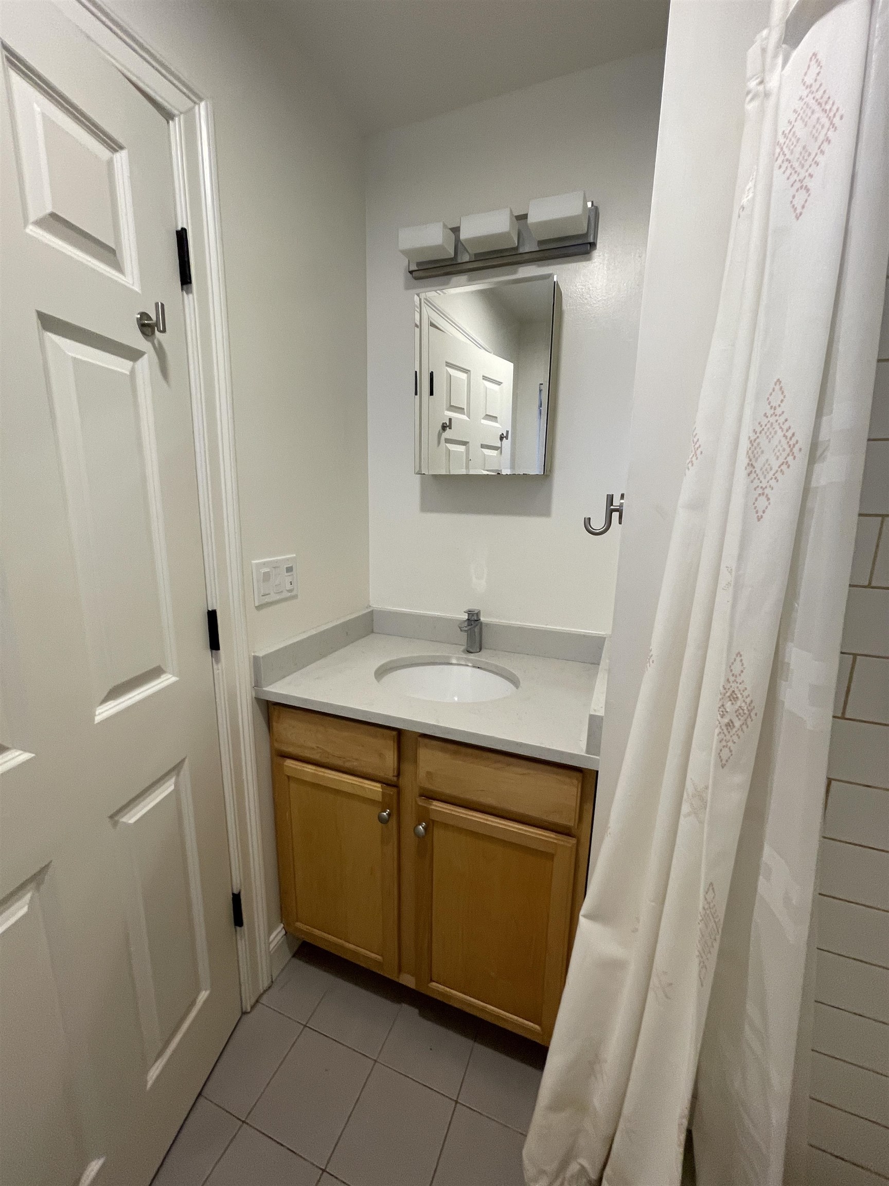 11 U Fletcher Place, Unit UPPR Burlington, VT 05401 - Photo 15 of 17