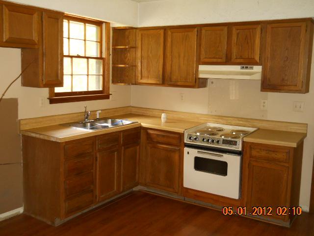 123 Robin Hood Road Dickson, TN 37055 - Photo 2 of 9 Gallery Image 2