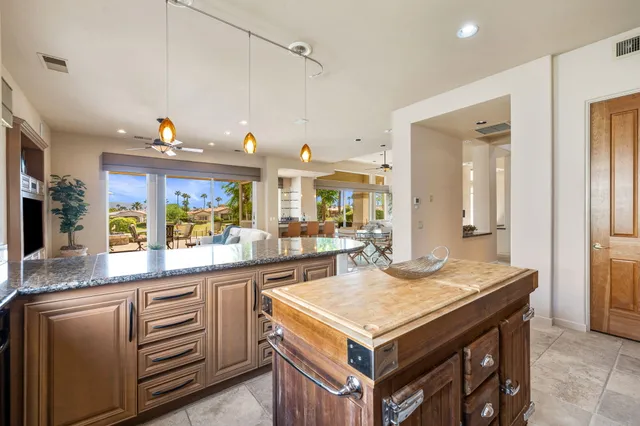 $1,725,000 | 682 Elk Clover Circle, Palm Desert, CA 92211