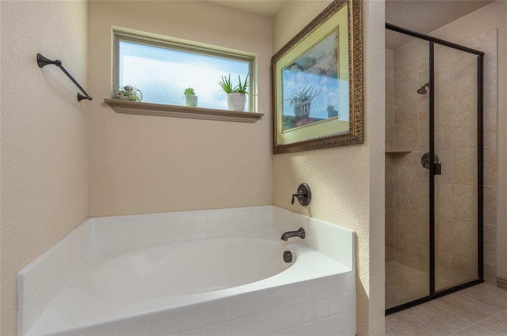 3841 West J E Woody Road Springtown, TX 76082 - Photo 17 of 40 Gallery Image 17