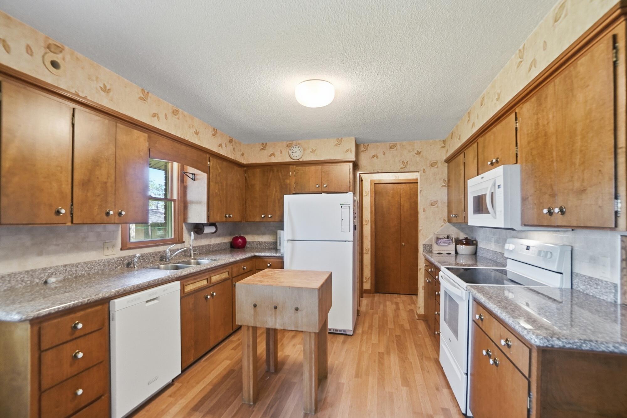 14031 Kohler Road Wapakoneta, OH 45895 - Photo 16 of 60