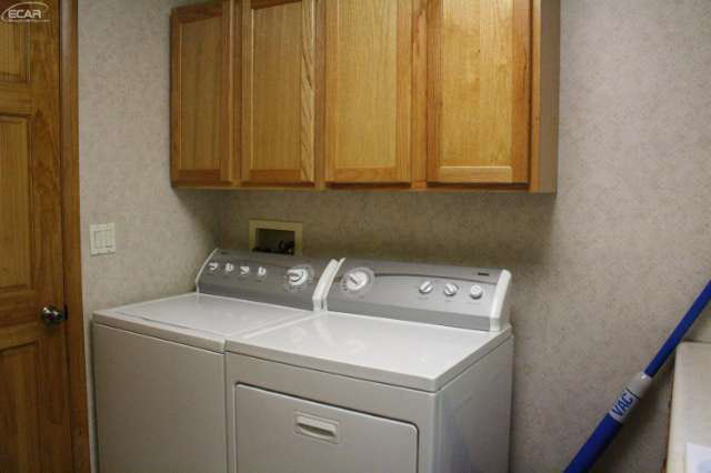 11334 North Webster Road Clio, MI 48420 - Photo 19 of 52 21192312-18.JPG