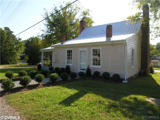 9304 Three Chopt Road Richmond, VA 23229 - Photo 2 of 12 Other - View of the back of the home