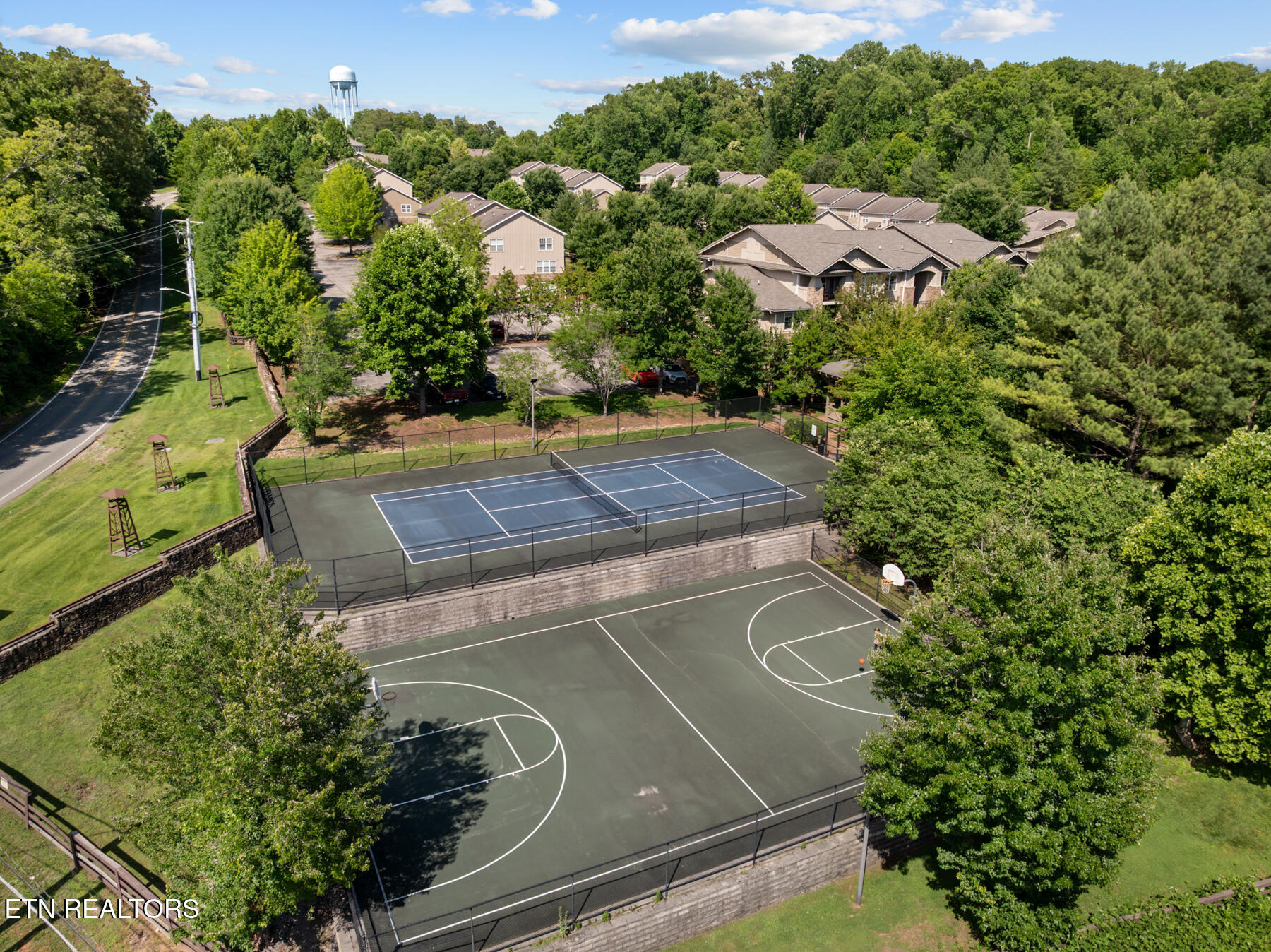 3720 Spruce Ridge Way, Unit 2222 Knoxville, TN 37920 - Photo 32 of 35 DJI_20260619153406_0564_D