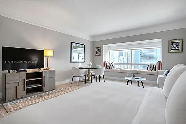 $940,000 | 1435 Brickell Avenue, Unit 3111, Miami, FL 33131