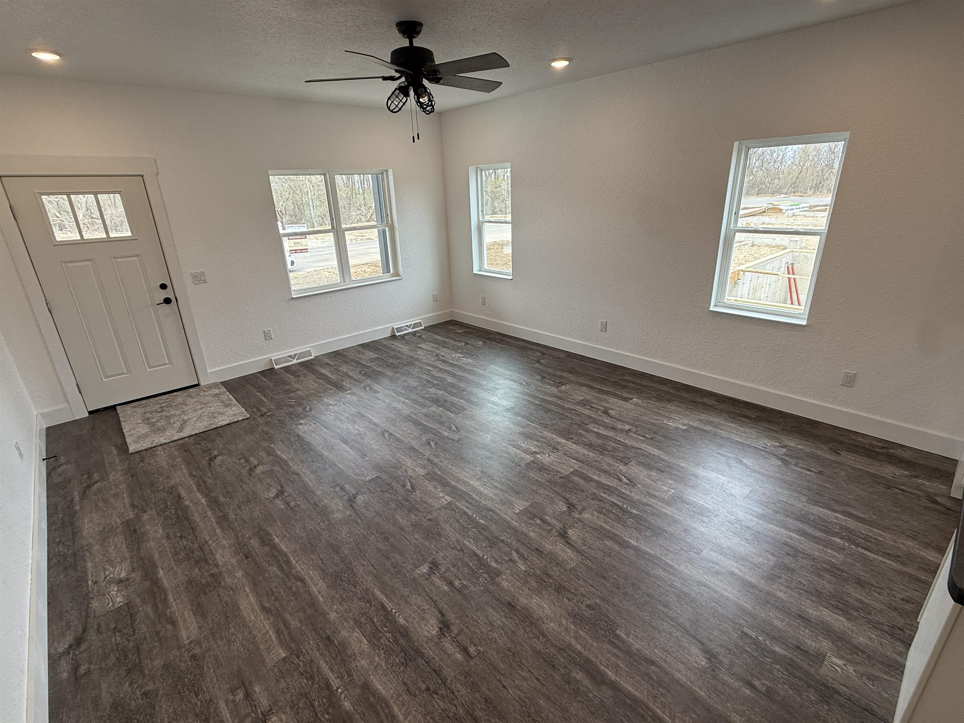 1222 Prairie Janesville, WI 53545 - Photo 10 of 28