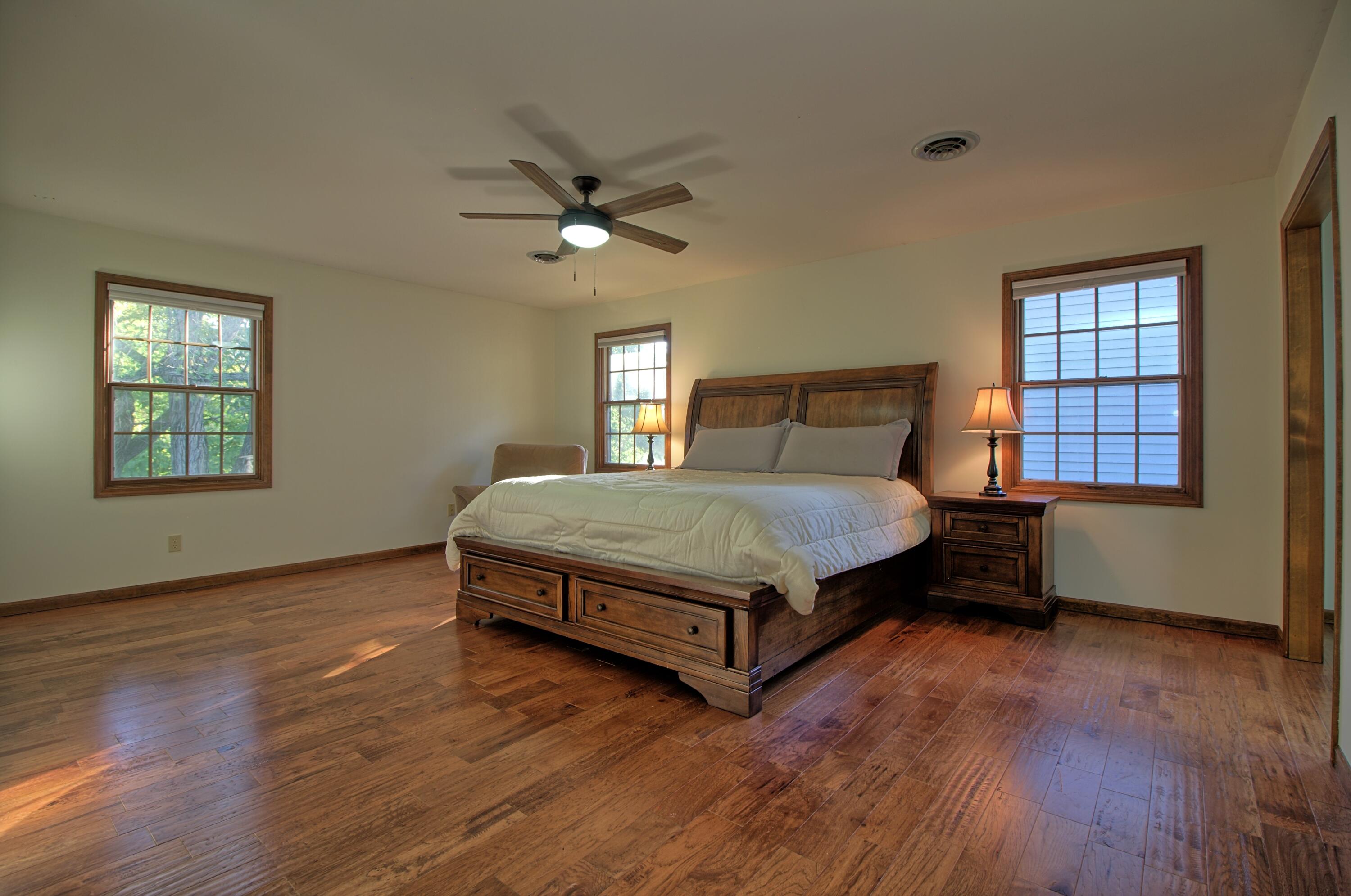 512 Camden Court Valparaiso, IN 46385 - Photo 20 of 50 3000x1991