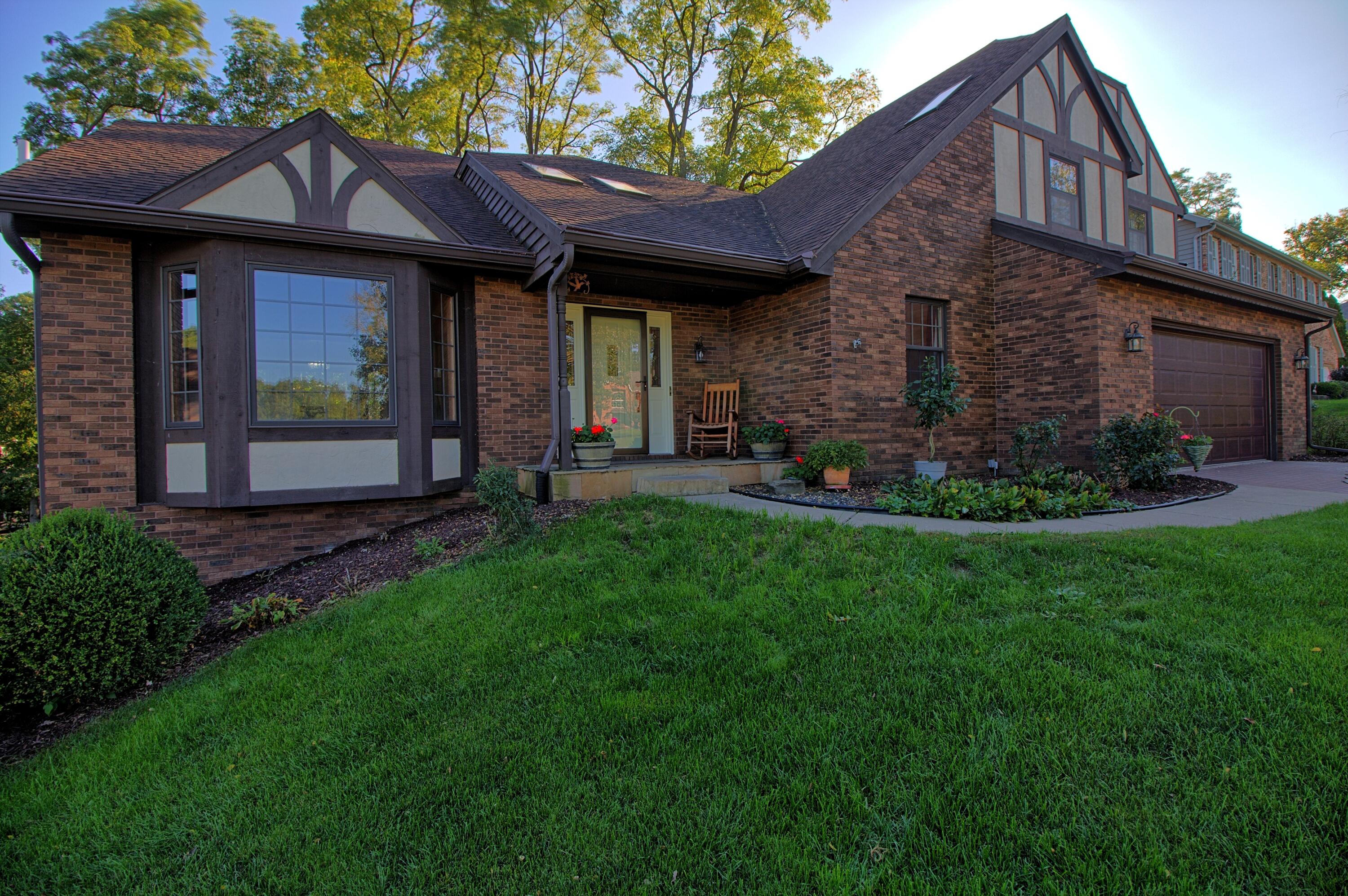 512 Camden Court Valparaiso, IN 46385 - Photo 2 of 50 3000x1995