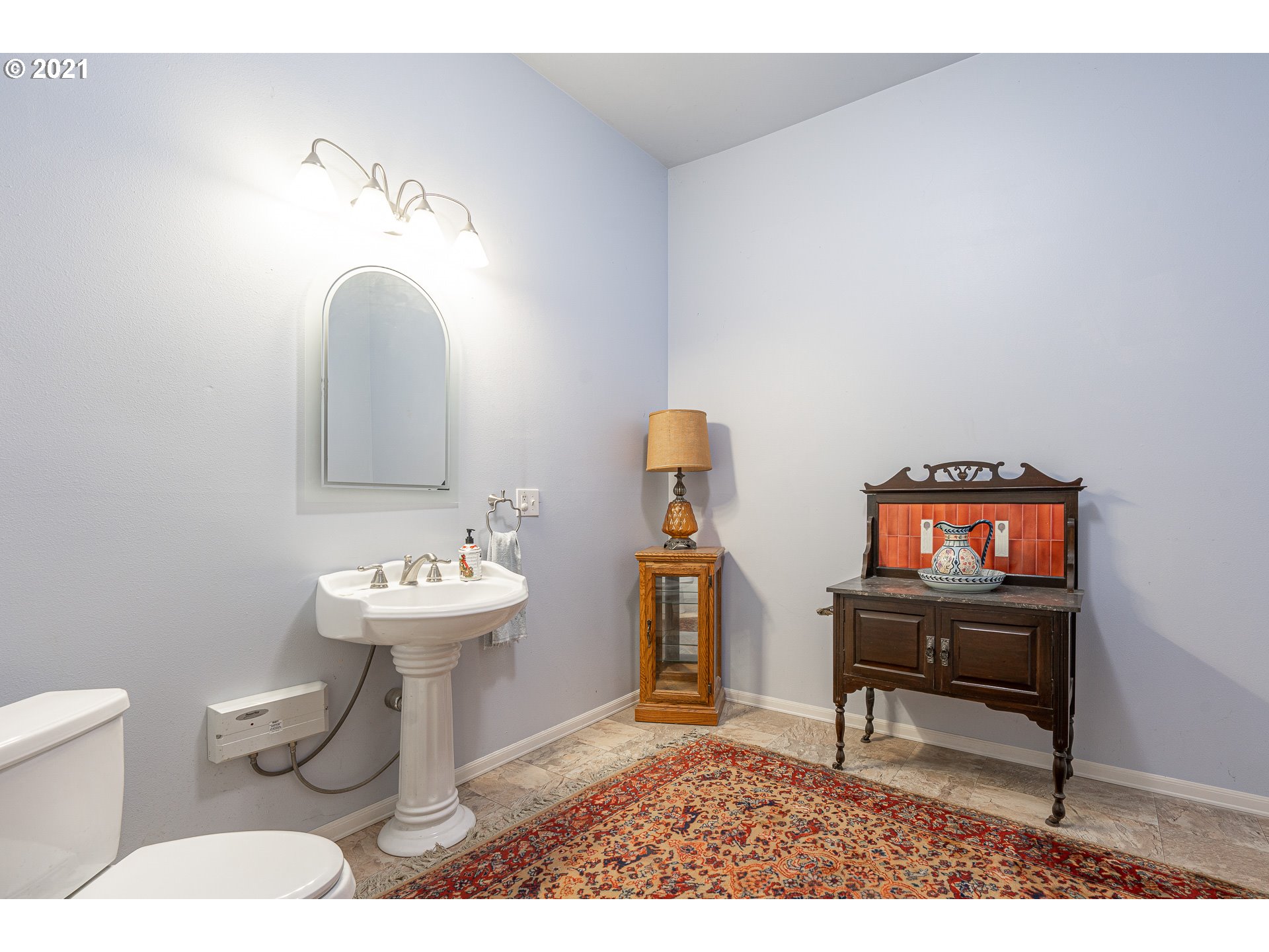 29591 Fox Hollow Road Eugene, OR 97405 - Photo 13 of 19 Gallery Image 13