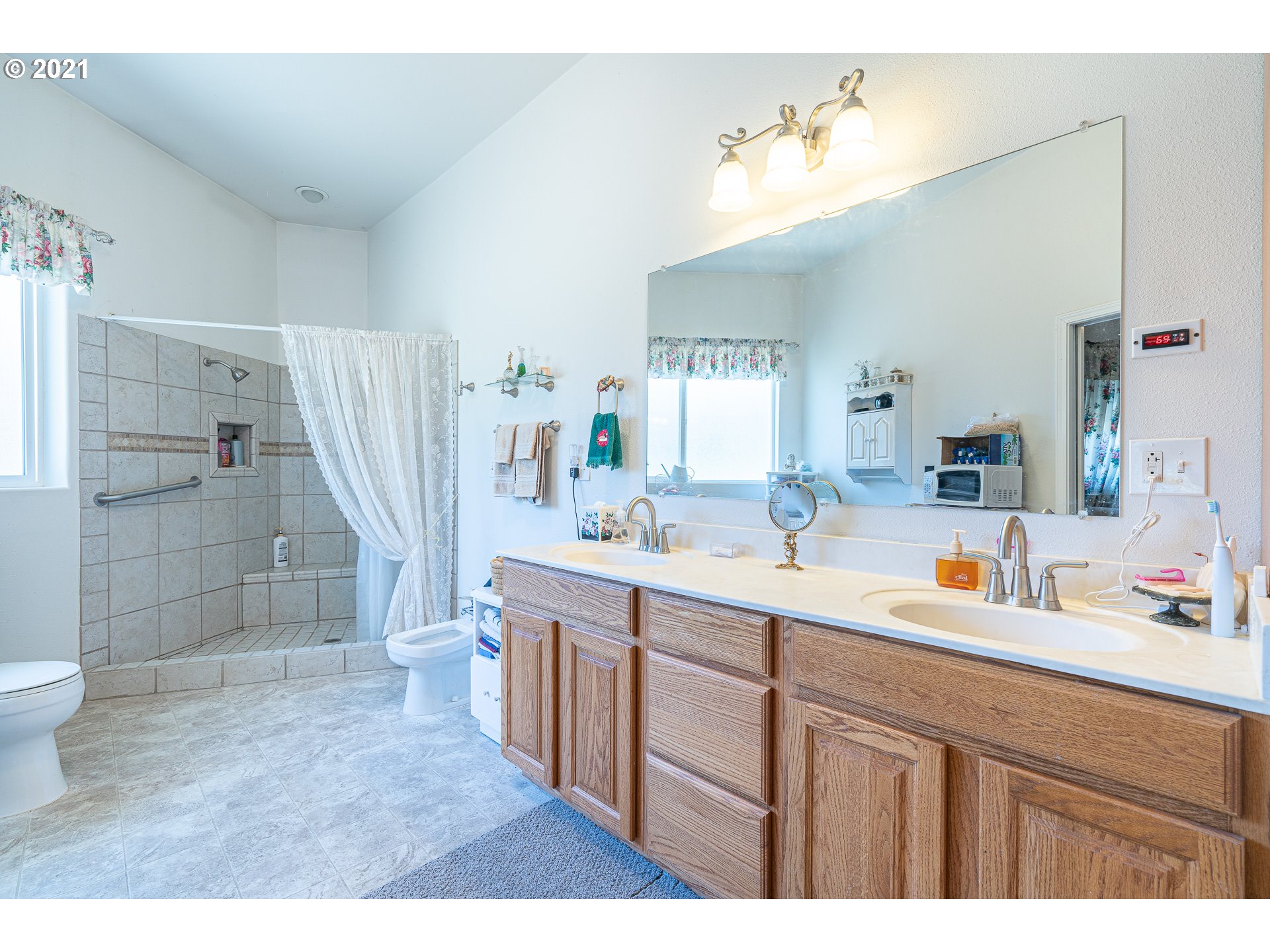 29591 Fox Hollow Road Eugene, OR 97405 - Photo 19 of 19 Gallery Image 19