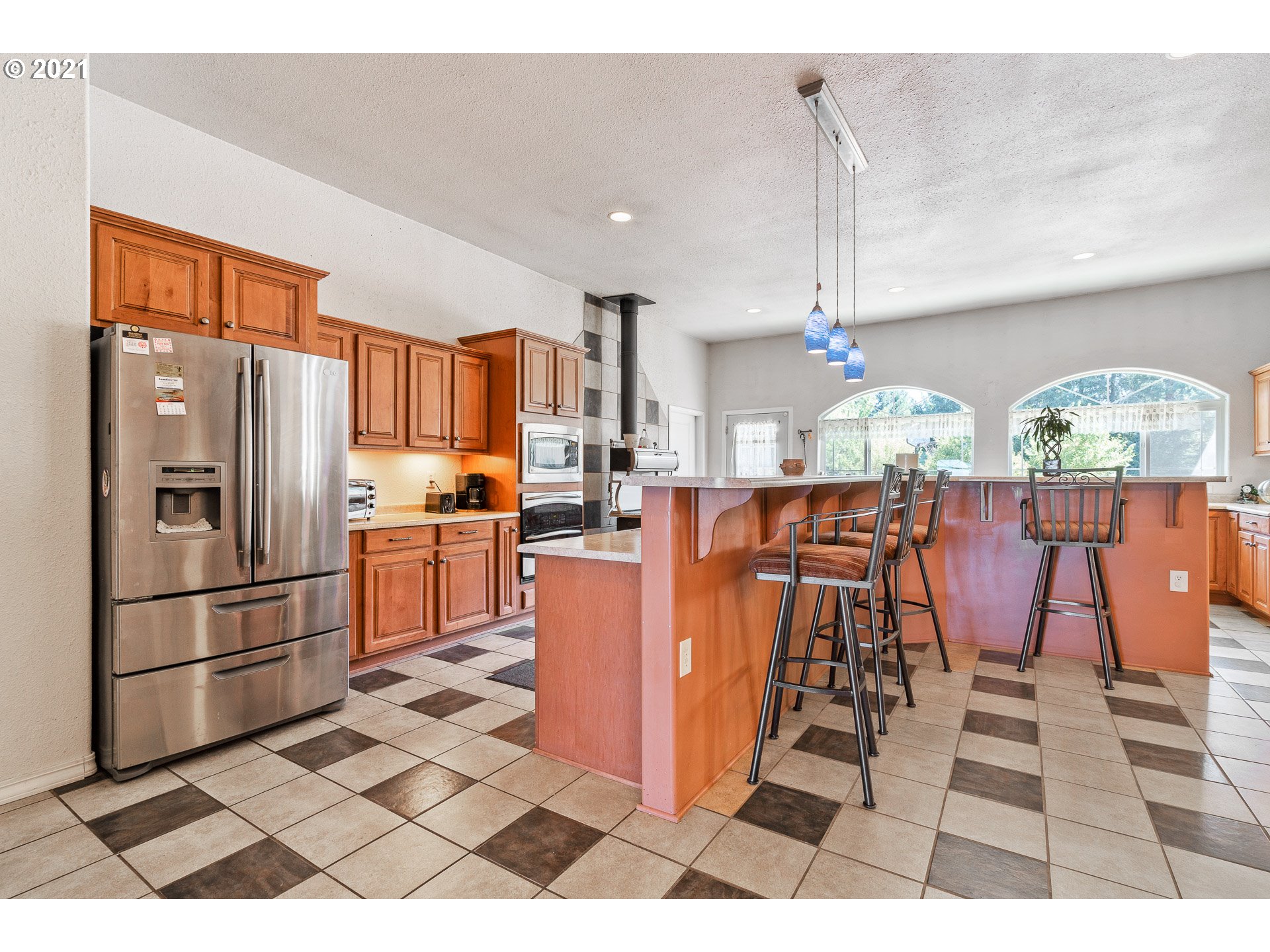29591 Fox Hollow Road Eugene, OR 97405 - Photo 7 of 19 Gallery Image 7
