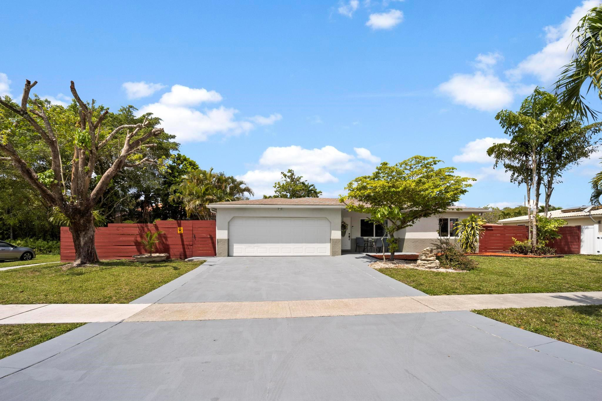 10215 Barnegat Avenue Boca Raton, FL 33428 - Photo 1 of 39 Photo 1