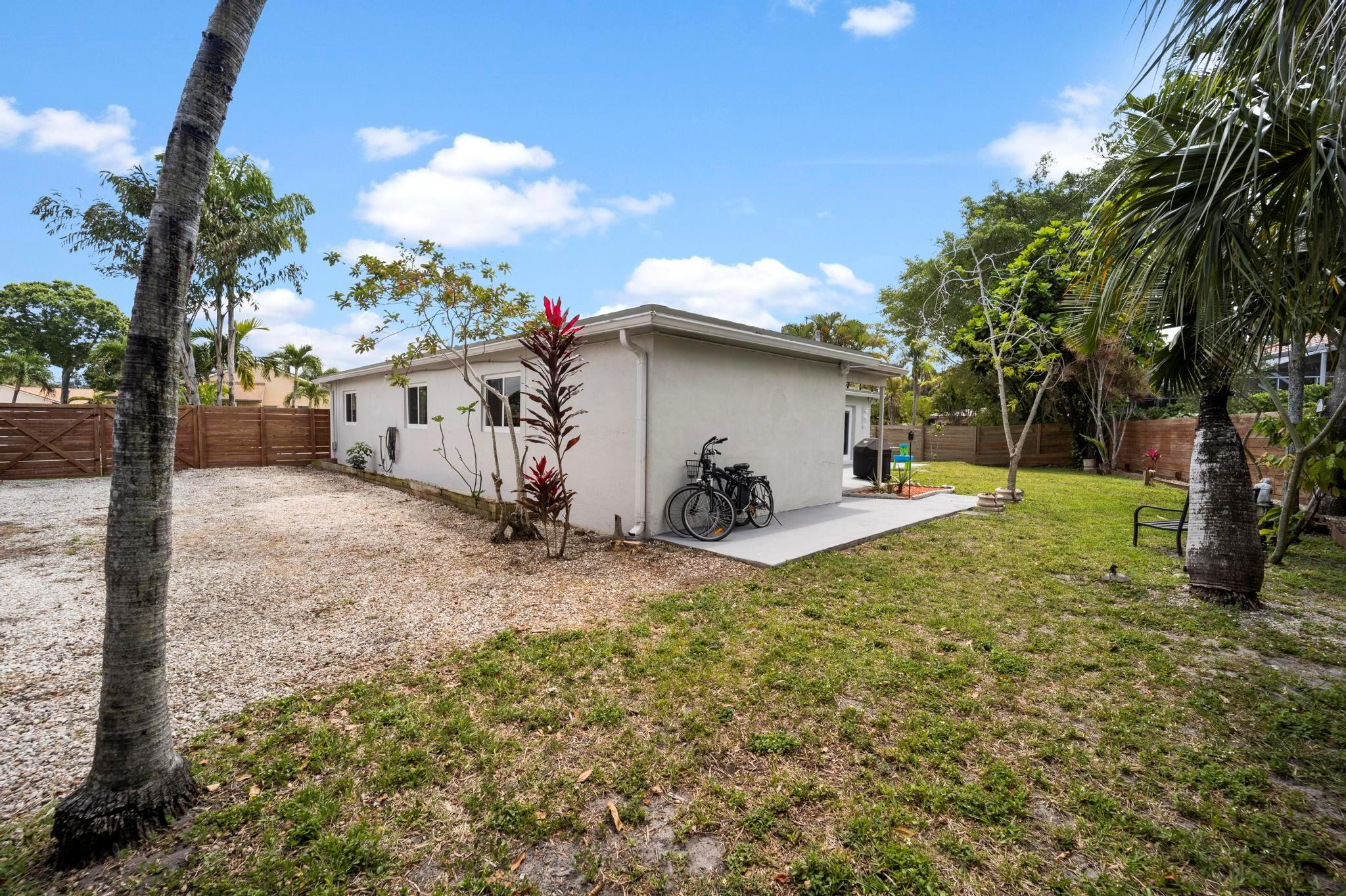 10215 Barnegat Avenue Boca Raton, FL 33428 - Photo 34 of 39 Photo 34