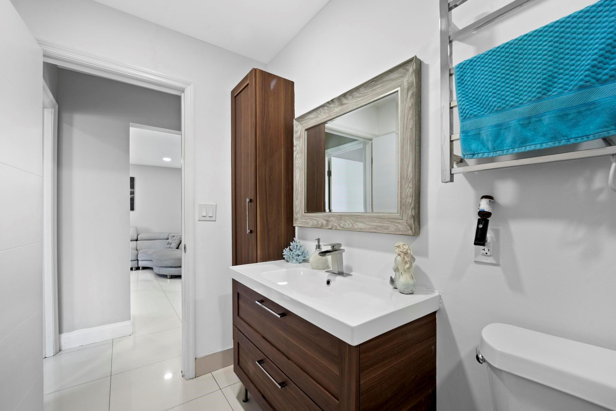 10215 Barnegat Avenue Boca Raton, FL 33428 - Photo 8 of 39 Photo 8