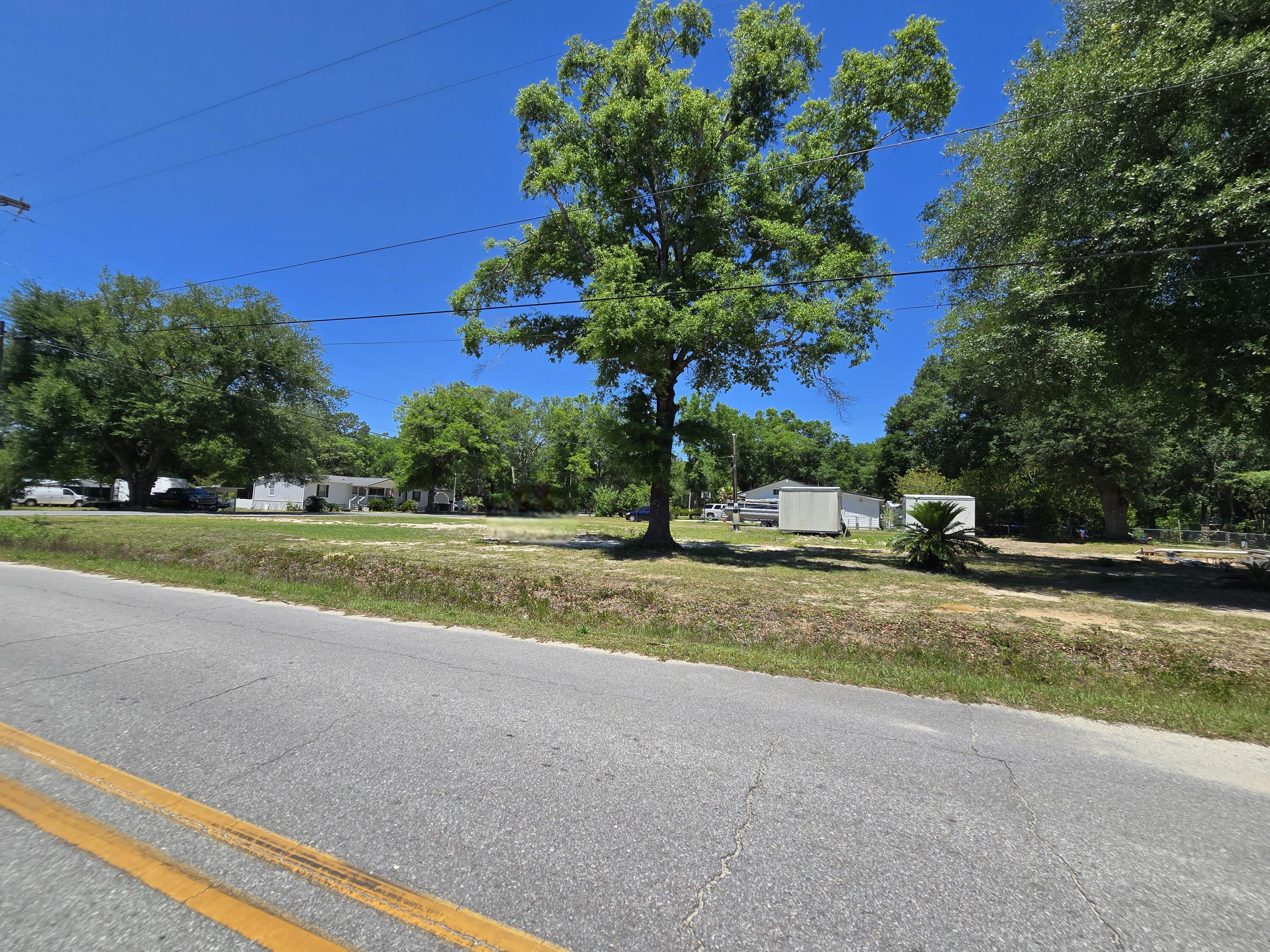 613 Old Jolly Bay Road Freeport, FL 32439 - Photo 5 of 15 1000107760