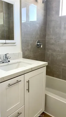 $2,100 | 8709 Lyndora Street, Unit C, Downey, CA 90242