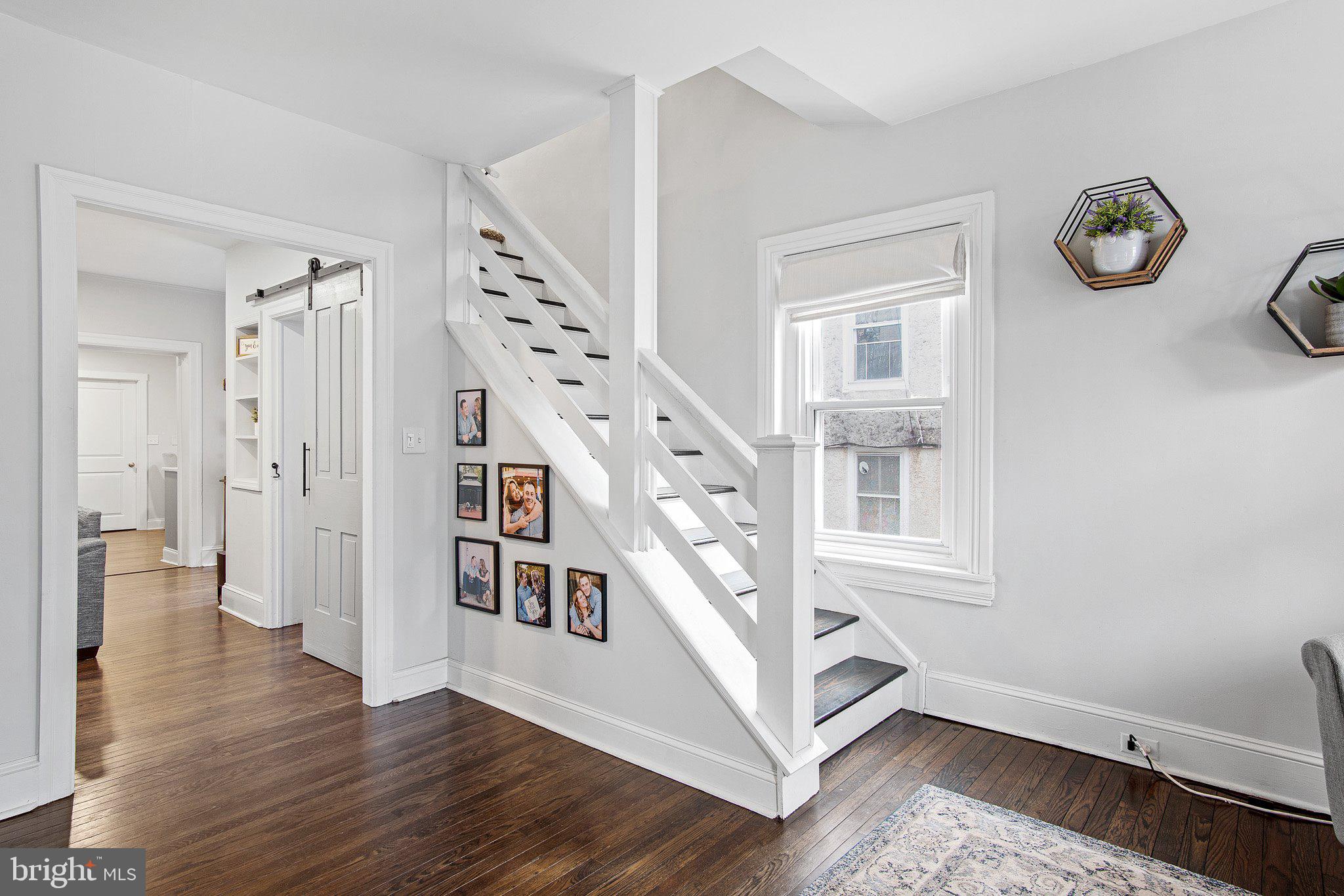 138 Hall Street Spring City, PA 19475 - Photo 3 of 34