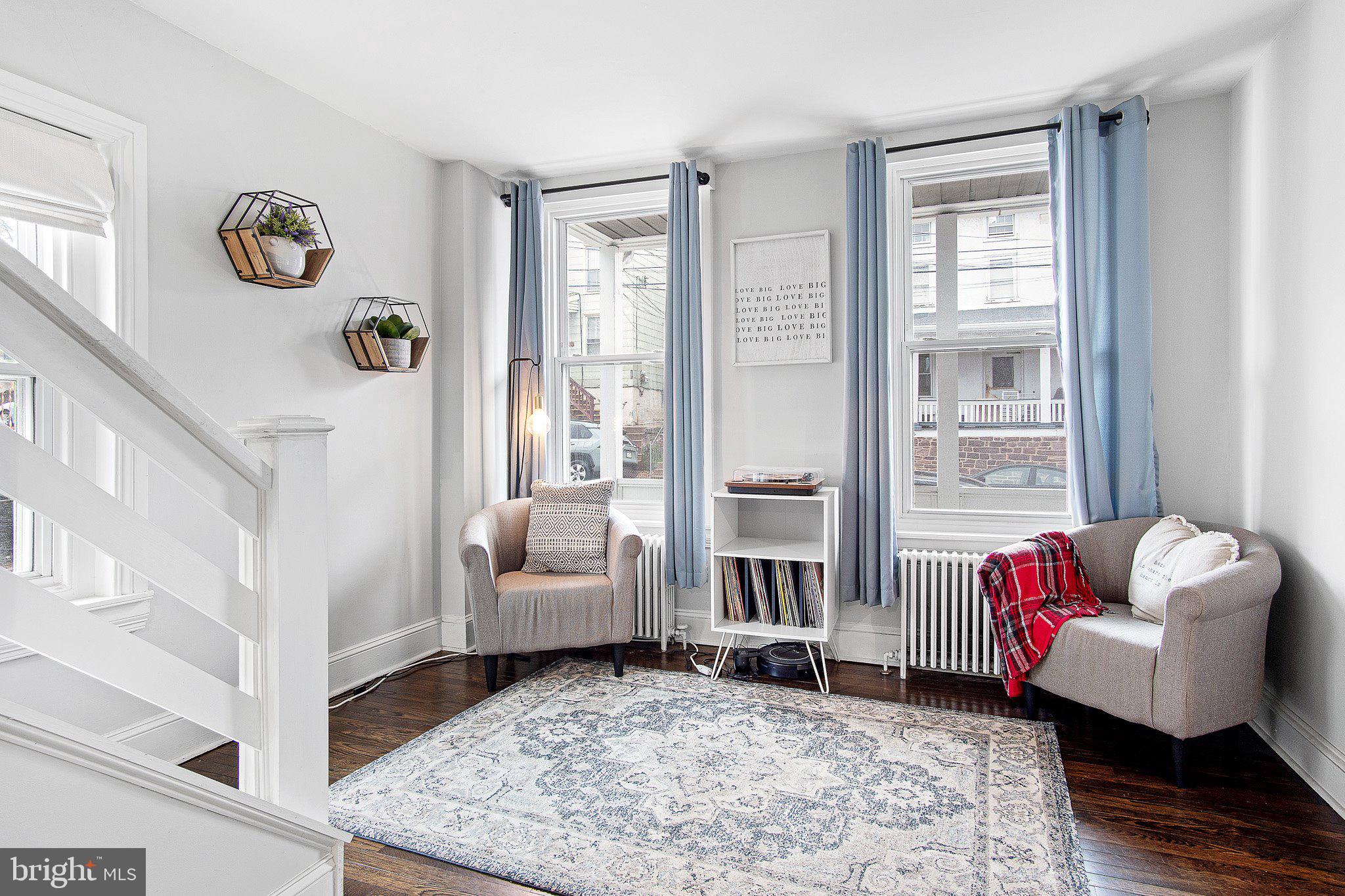 138 Hall Street Spring City, PA 19475 - Photo 4 of 34