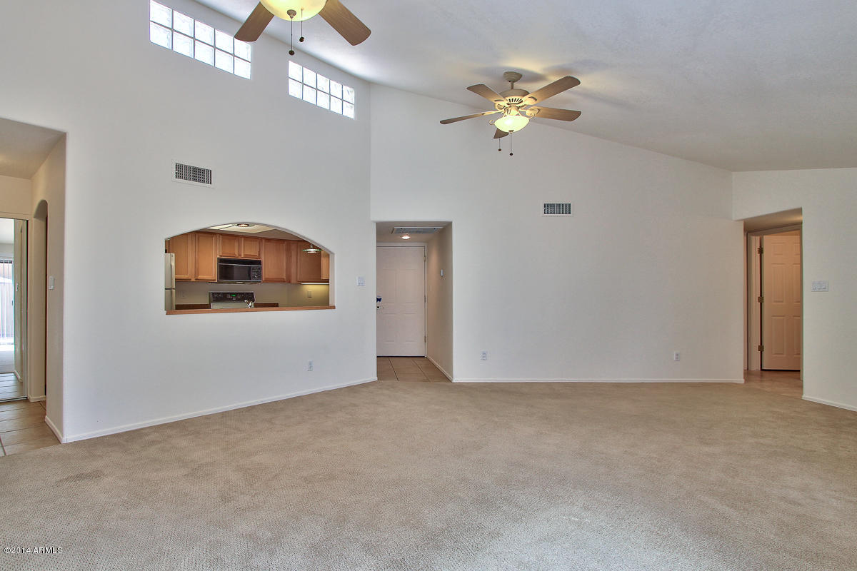 4123 West Calavar Road Phoenix, AZ 85053 - Photo 3 of 24 Great room