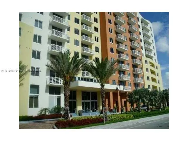 $340,000 | 2775 Northeast 187th Street, Unit 407, Aventura, FL 33180