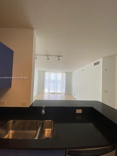 2775 Northeast 187th Street, Unit 407 Aventura, FL 33180 - Photo 18 of 38