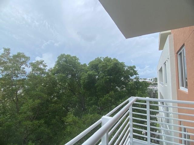 2775 Northeast 187th Street, Unit 407 Aventura, FL 33180 - Photo 36 of 38