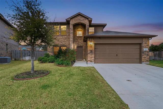 $340,000 | 1401 Briarwood Drive, Azle, TX 76020
