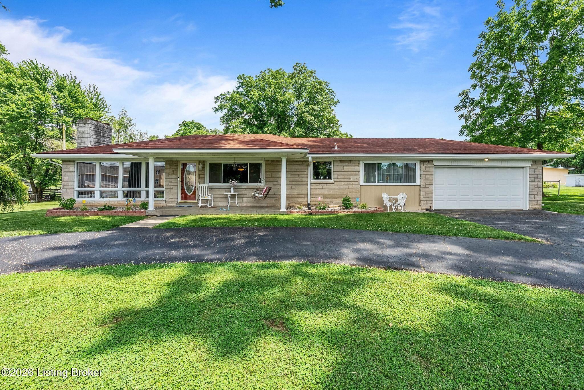 8201 Shepherdsville Road Louisville, KY 40219 - Photo 5 of 69 8201 Sheperdsville (45 of 64)