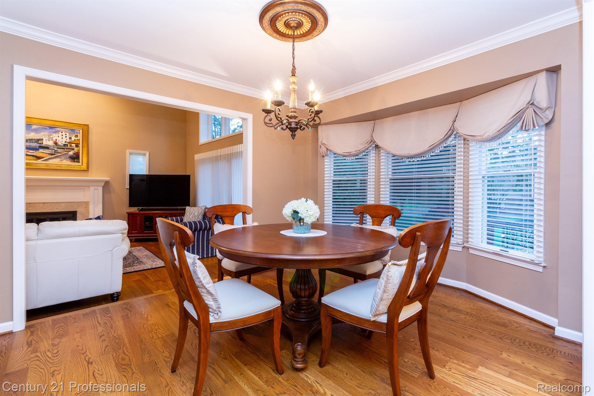 778 Lockmoore Court Rochester, MI 48307 - Photo 12 of 62 Gallery Image 12