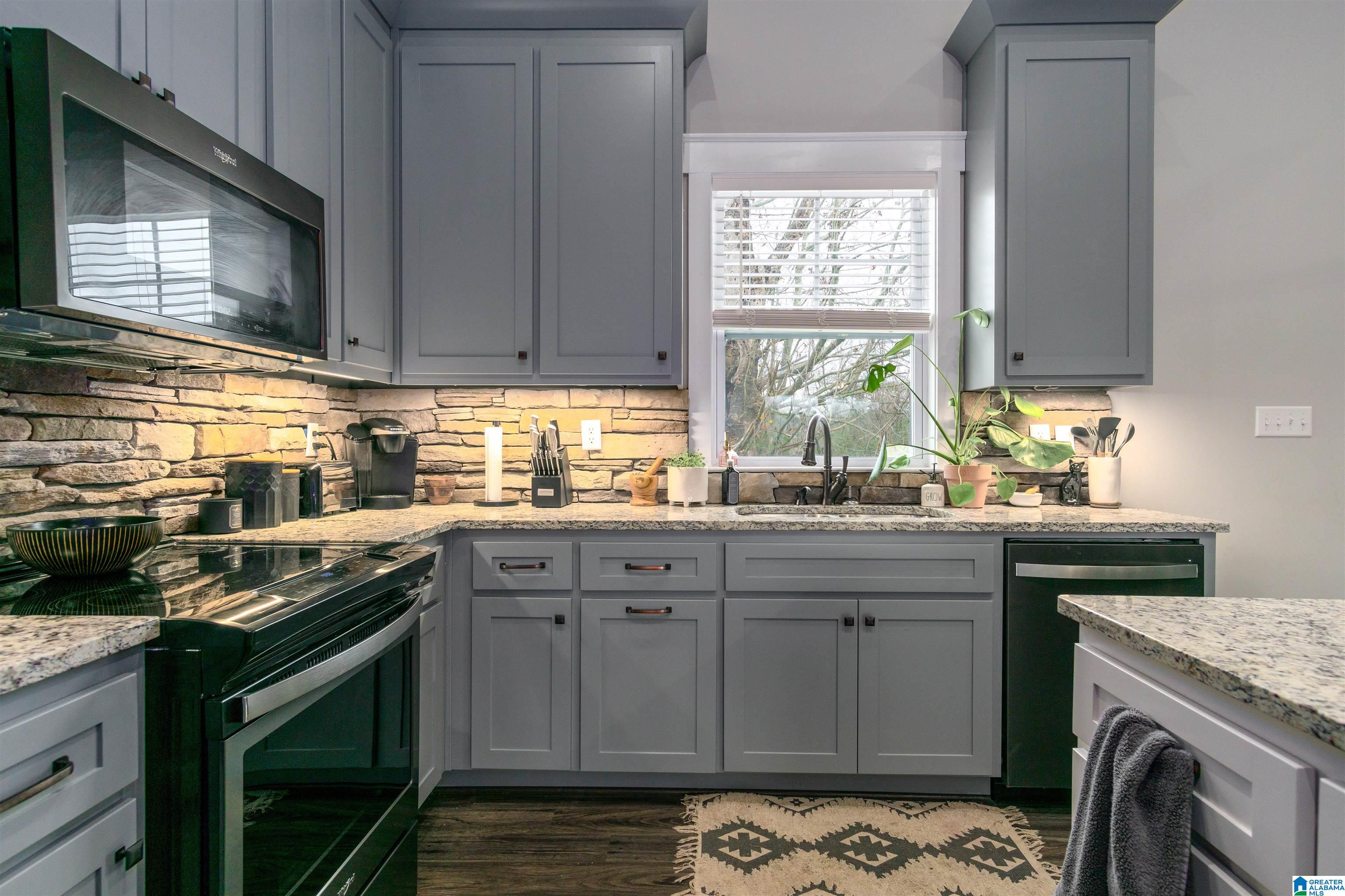 229 Masters Road Bessemer, AL 35023 - Photo 11 of 32 Gallery Image 11