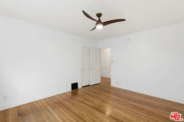 $4,995 | 1307 South Longwood Avenue, Los Angeles, CA 90019