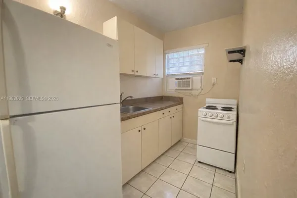 $1,490 | 520 Southwest 6th Avenue, Unit B, Homestead, FL 33030