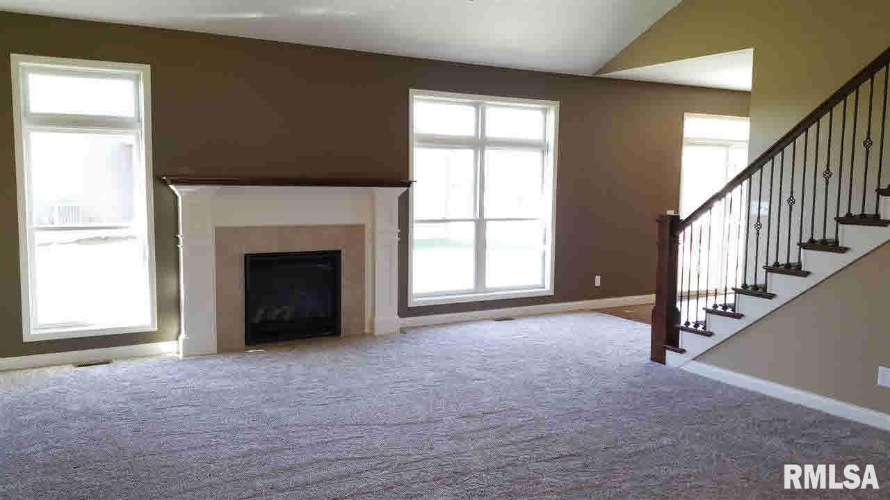 5770 Emily Road Bettendorf, IA 52722 - Photo 15 of 23 Gallery Image 15