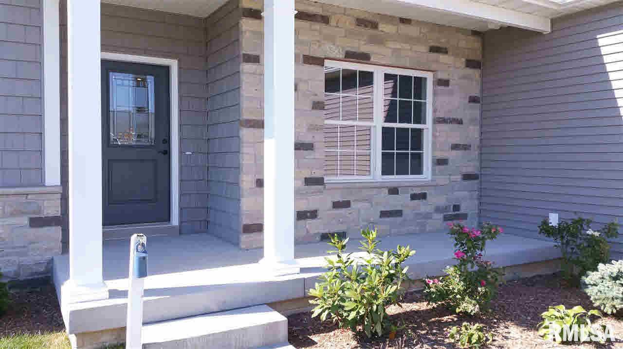 5770 Emily Road Bettendorf, IA 52722 - Photo 5 of 23 Gallery Image 5