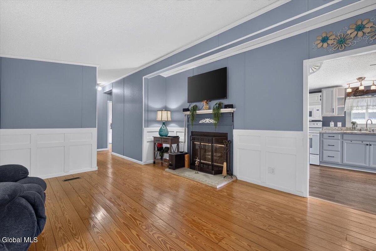 83 Allen Road Greenfield, NY 12859 - Photo 23 of 48 05-DSC09419