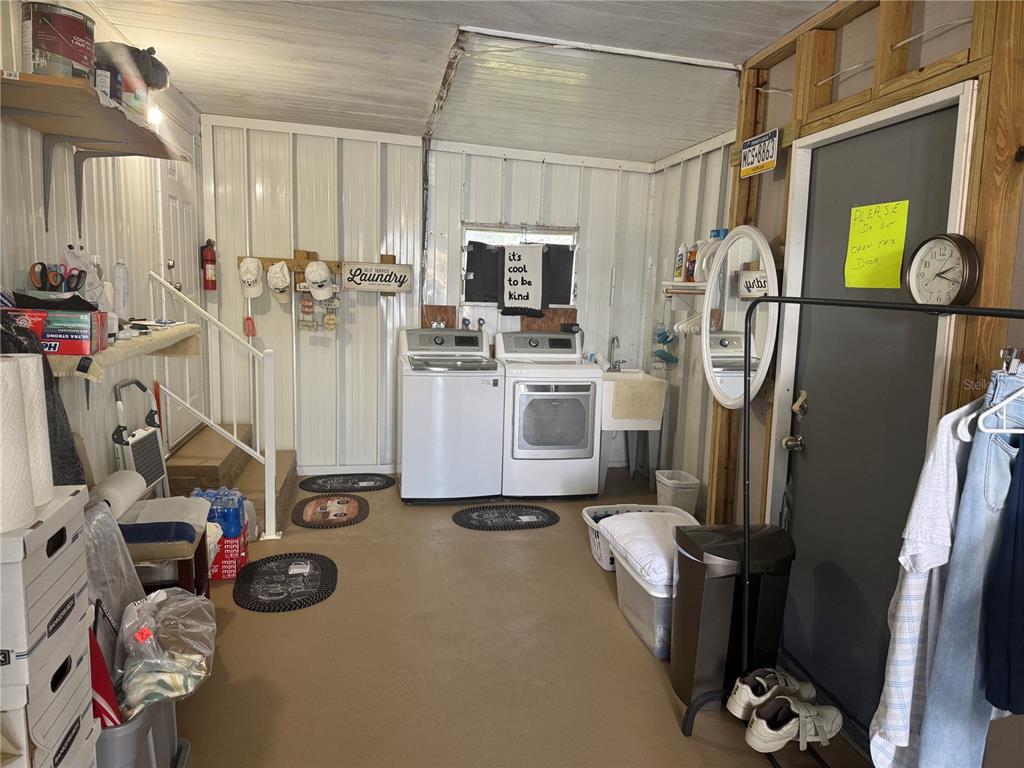 6190 Daffodil Road Venice, FL 34293 - Photo 12 of 16 a view of a room with gym equipment