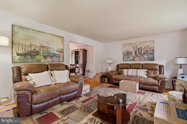 $675,000 | 1609 Winding Waye Lane, Silver Spring, MD 20902