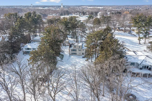 $689,900 | 809 Bradford Avenue, Champlin, MN 55316