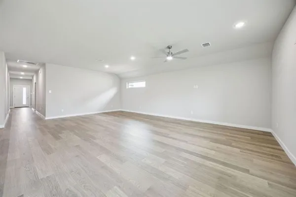 $314,990 | 2129 Derby Drive, Seagoville, TX 75159