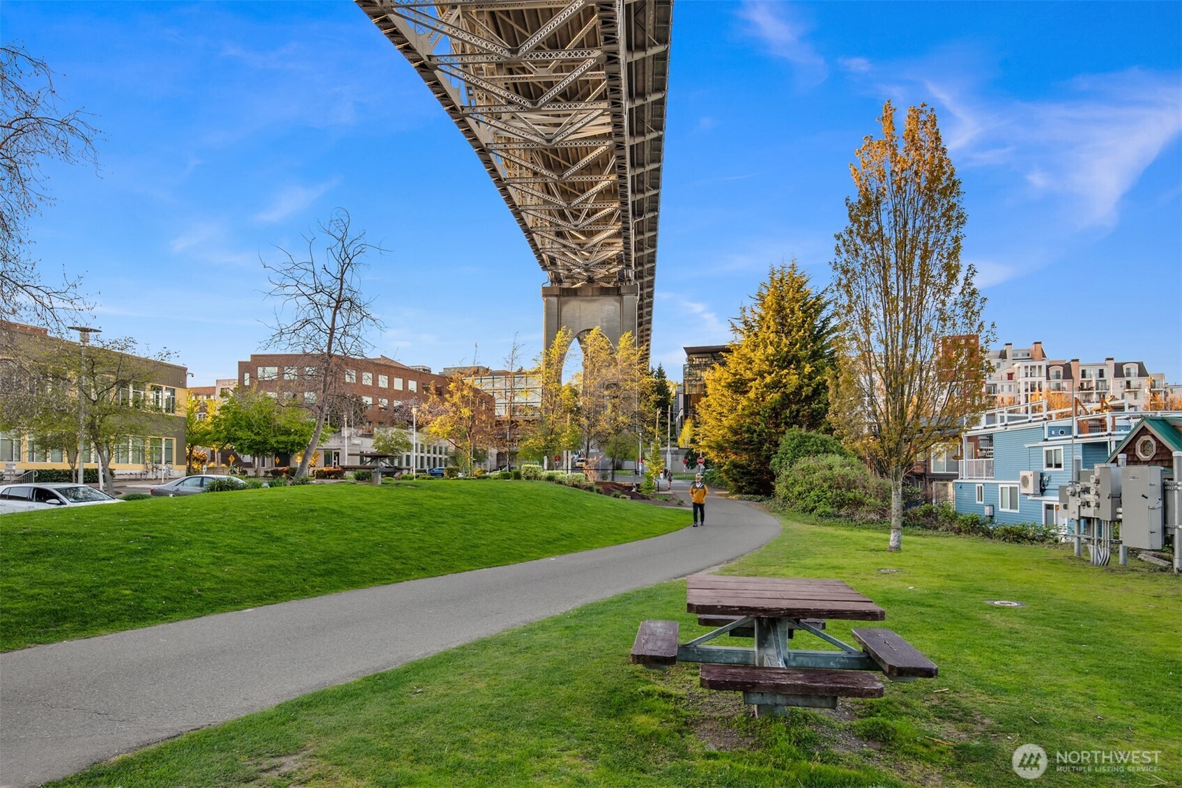 3616 Francis Avenue North Seattle, WA 98103 - Photo 30 of 34