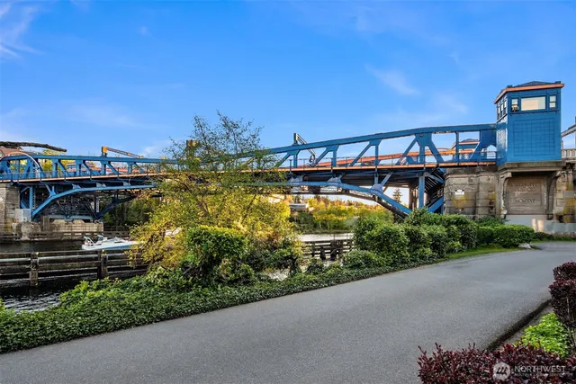 $1,049,000 | 3616 Francis Avenue North, Seattle, WA 98103