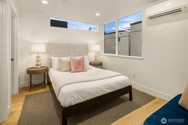 $1,049,000 | 3616 Francis Avenue North, Seattle, WA 98103