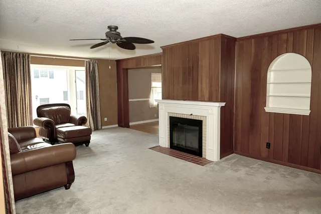 $178,000 | 1804 Pike Street, Peru, IL 61354