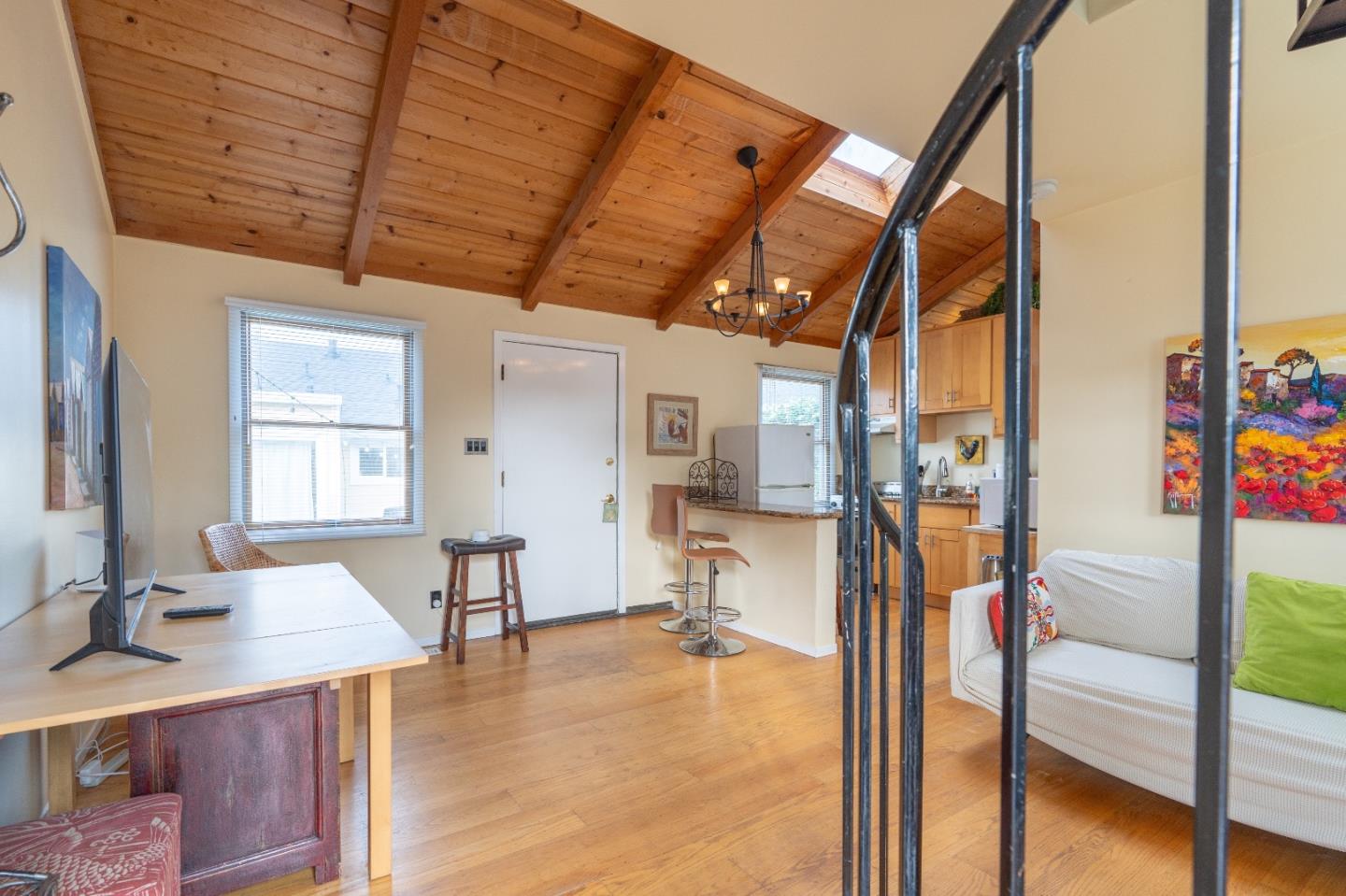 280 Brighton Road Pacifica, CA 94044 - Photo 4 of 12 a view of a living room