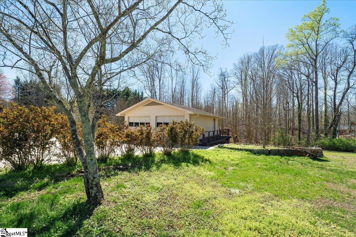 569 Edens Road Pickens, SC 29671 - Photo 37 of 48
