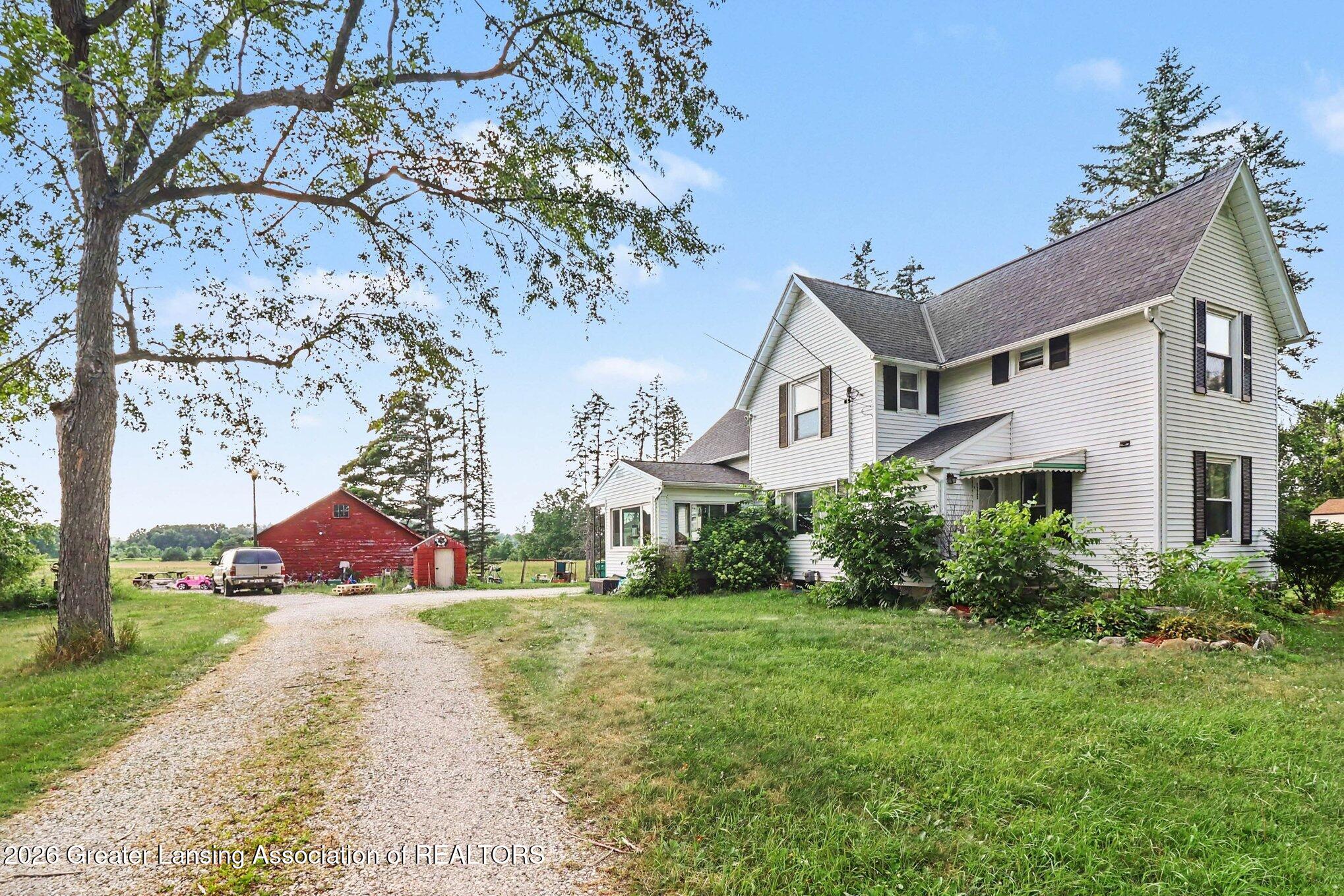 1233 North Eifert Road Holt, MI 48842 - Photo 1 of 27 001_file_9648