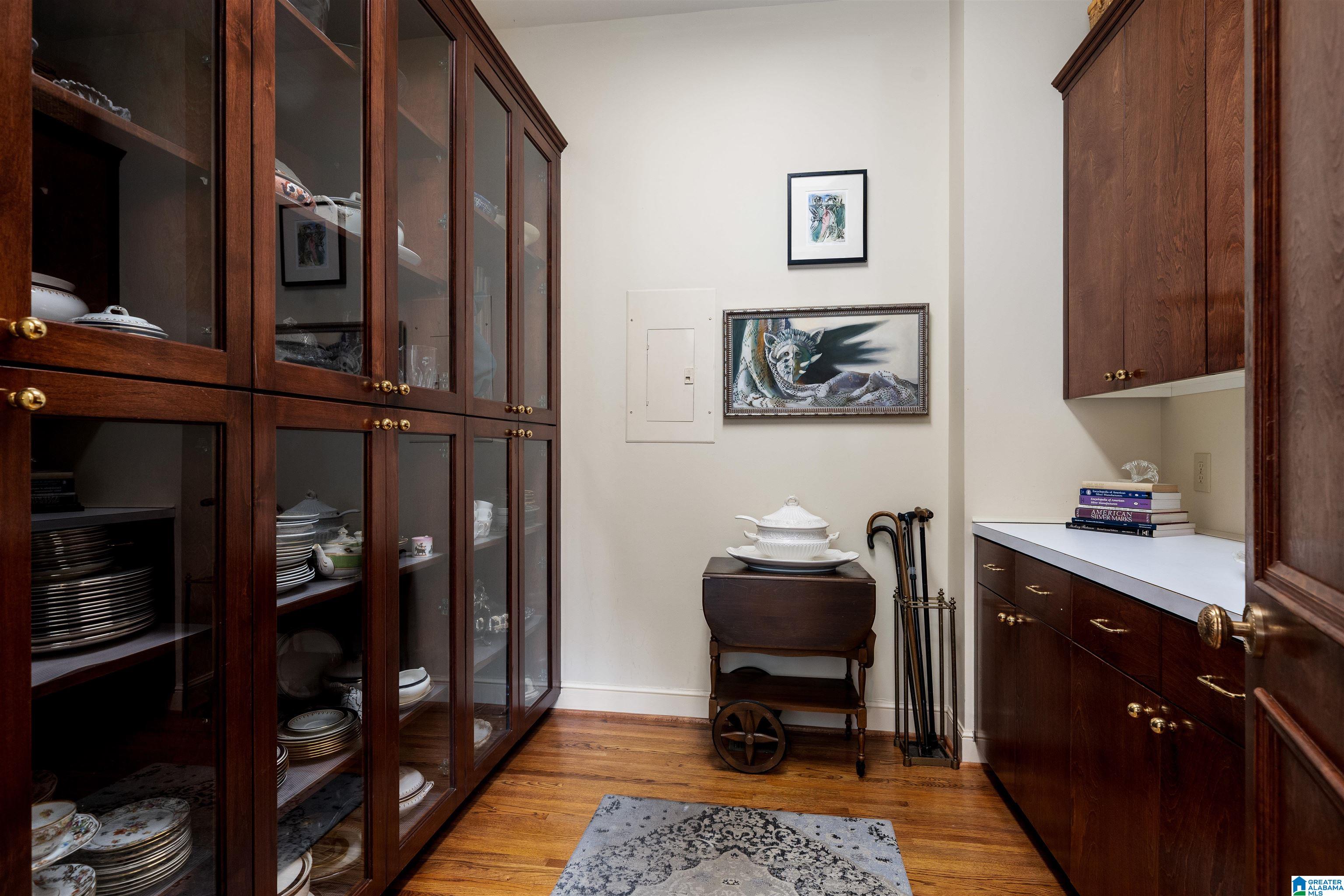 121 Spring Street Mountain Brook, AL 35213 - Photo 24 of 55 Gallery Image 24
